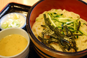 （選定料理）冷汁うどん