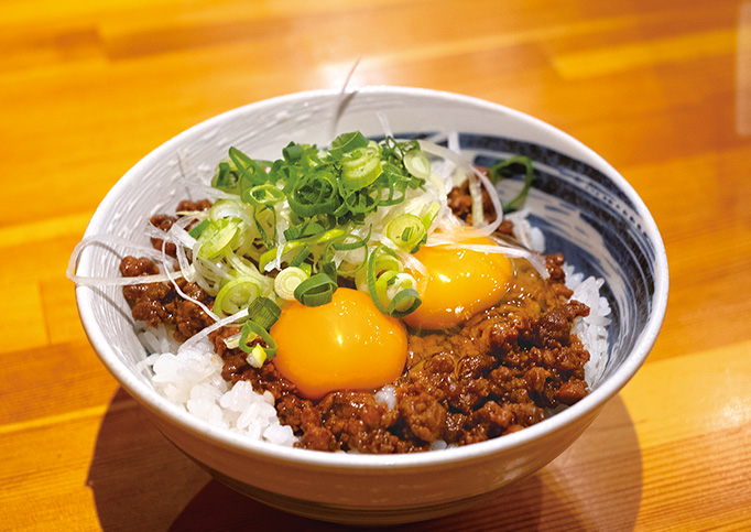 「とちぎの星」肉味噌ラー油飯